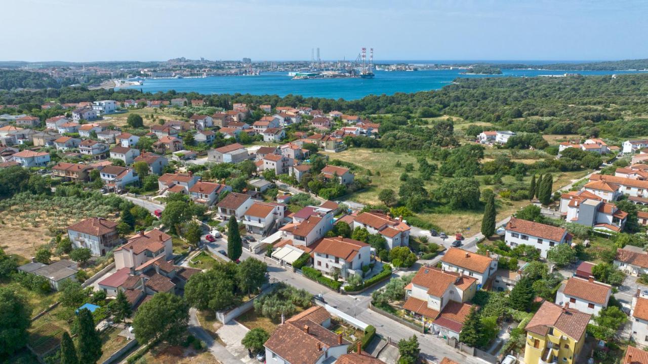 Apartments E&M Πούλα Εξωτερικό φωτογραφία