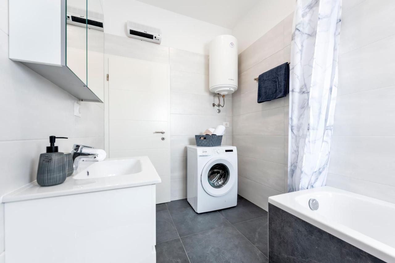 Apartments E&M Πούλα Εξωτερικό φωτογραφία